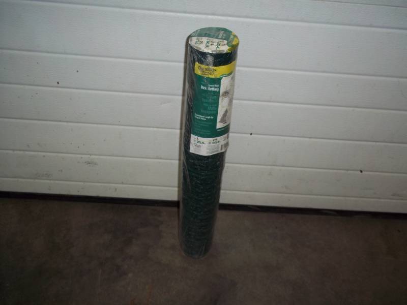 New Green Vinyl Hex Netting 1&quot mesh, 24&...