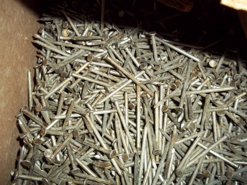 lot 143 image: Ten Pounds of #8 Sinkers, cement coated