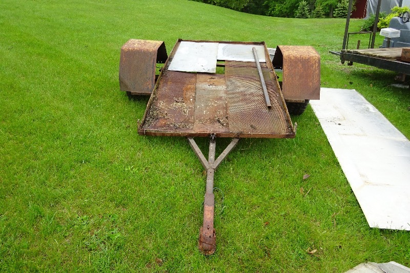 lot 3 image: Trailer 50 12 x 8 foot long