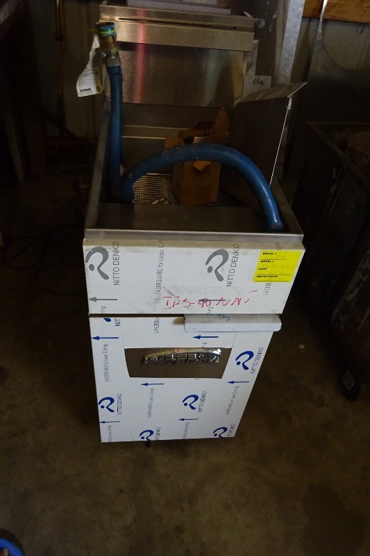 lot 36 image: Imperial deep fryer
