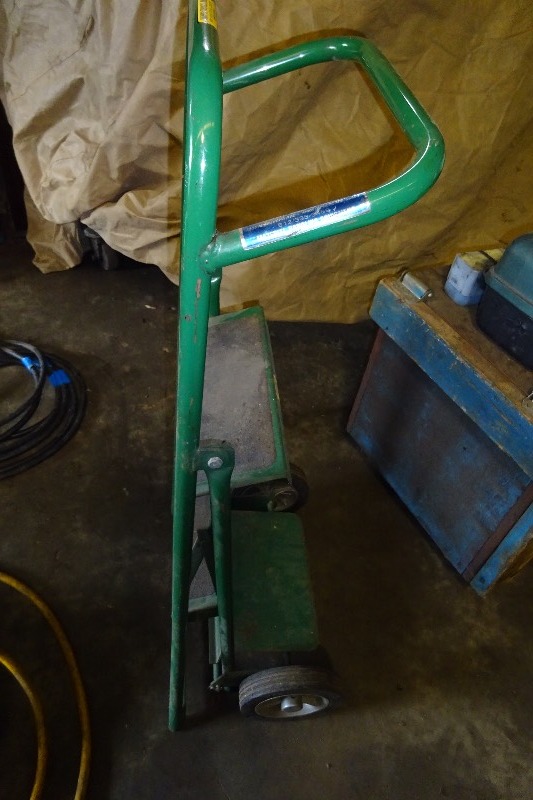 lot 51 image: 2 wheeler step stool