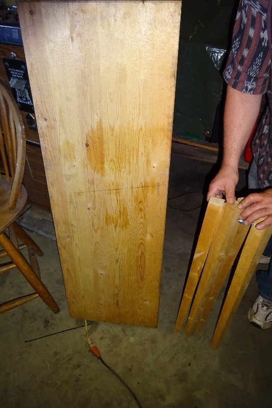lot 70 image: Wood table