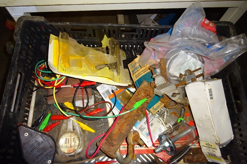 lot 76 image: Variety bin