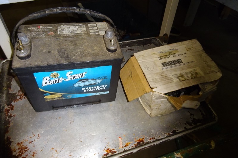 lot 94 image: Marine battery