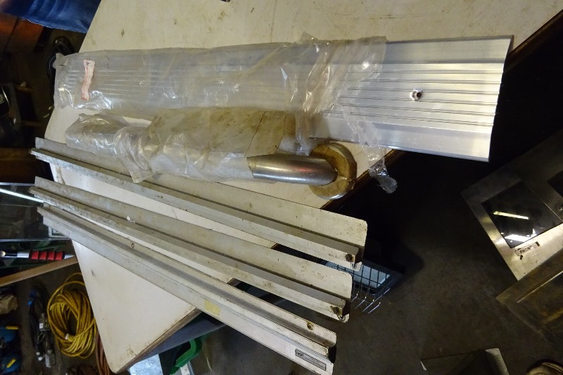 lot 120 image: Aluminum door threshold, ticket holders - 3, handicap rail