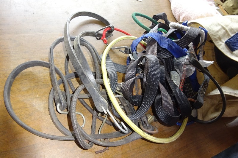 lot 166 image: Bag of straps