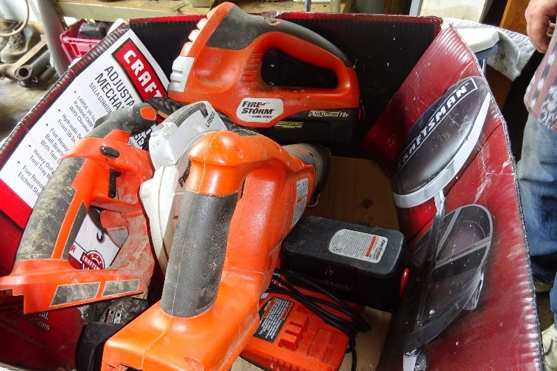 lot 170 image: Set of Black & Decker 18 volt Firestorm tools