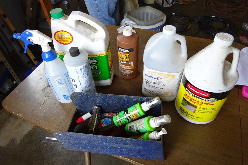 lot 188 image: Lot of cleaning products