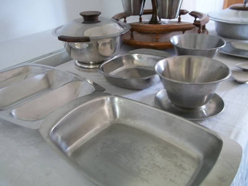 Metal and Wood Serving Set