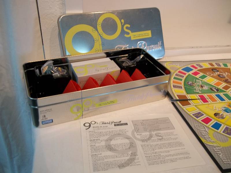 Trivial Pursuit 90s Edition and DaVinci Code Puzzle