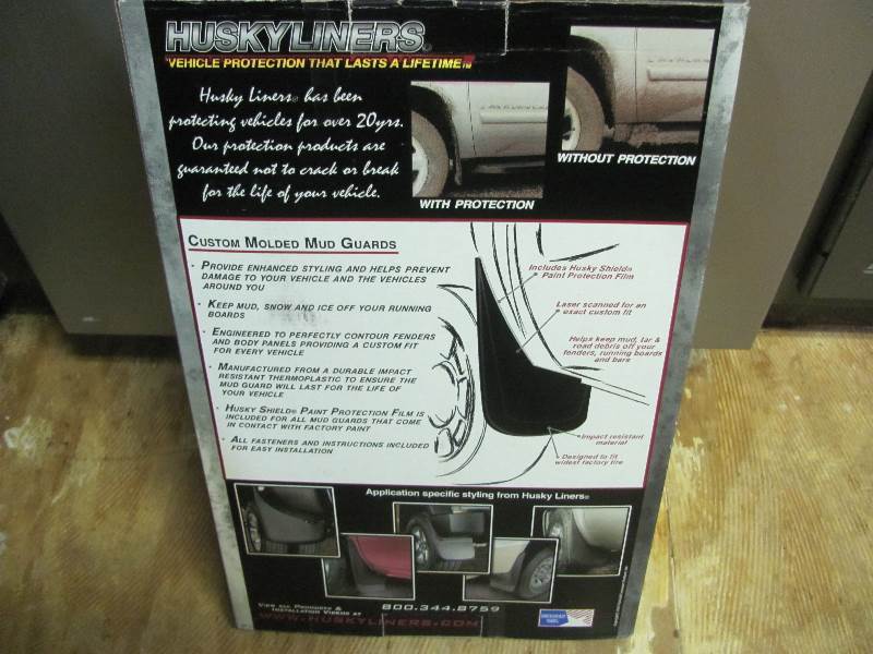 lot 10 image: Auto Accessories