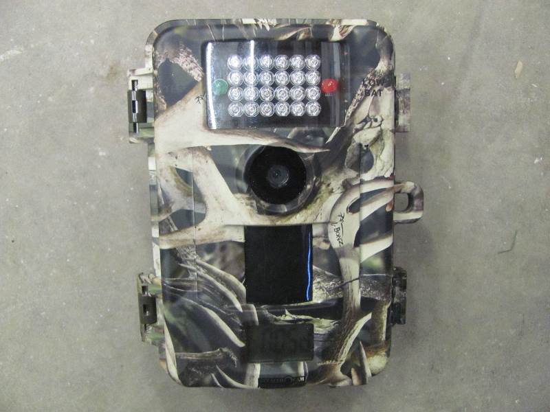 lot 19 image: Game Cameras