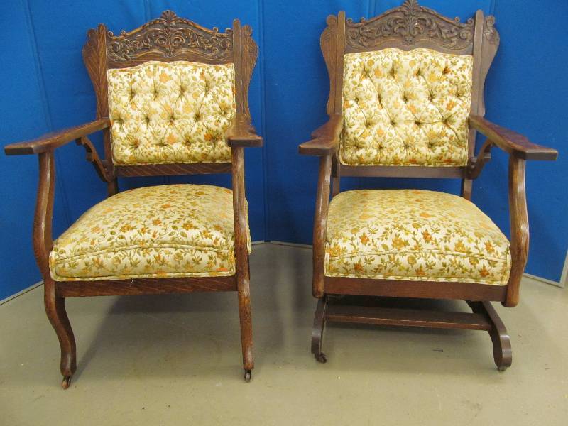 lot 28 image: Antique Chairs