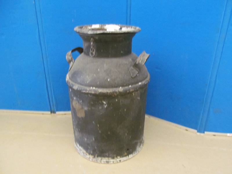lot 35 image: Vintage Milk Can