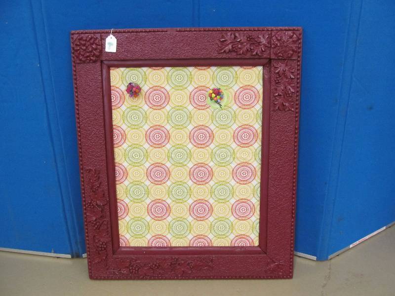 lot 52 image: Magnetic board