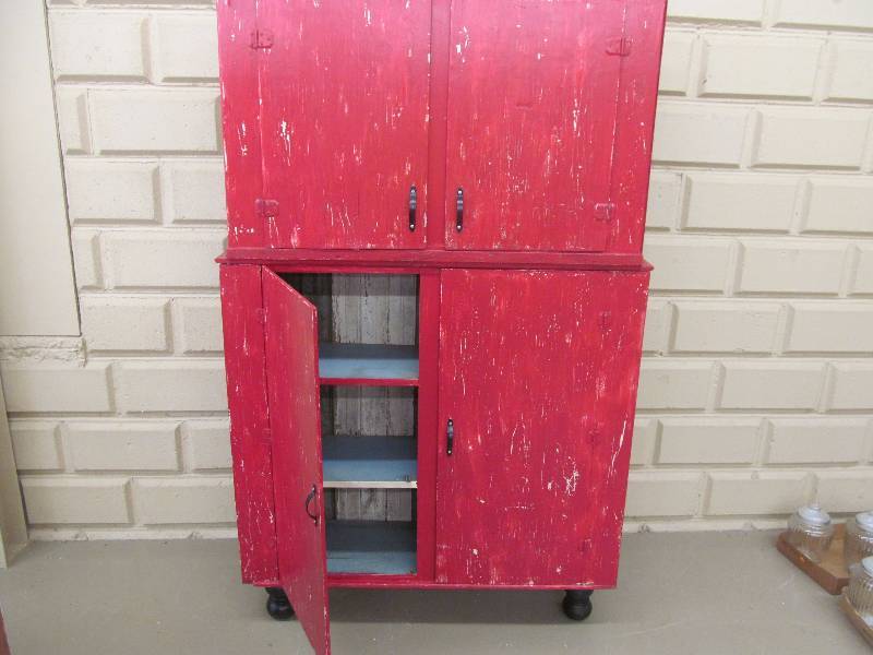 lot 79 image: Primitive Pantry