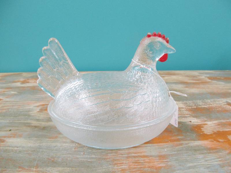 lot 191 image: Hen on a nest