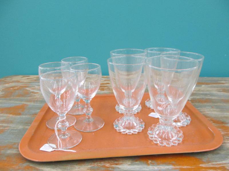 lot 225 image: Serving tray and glasses