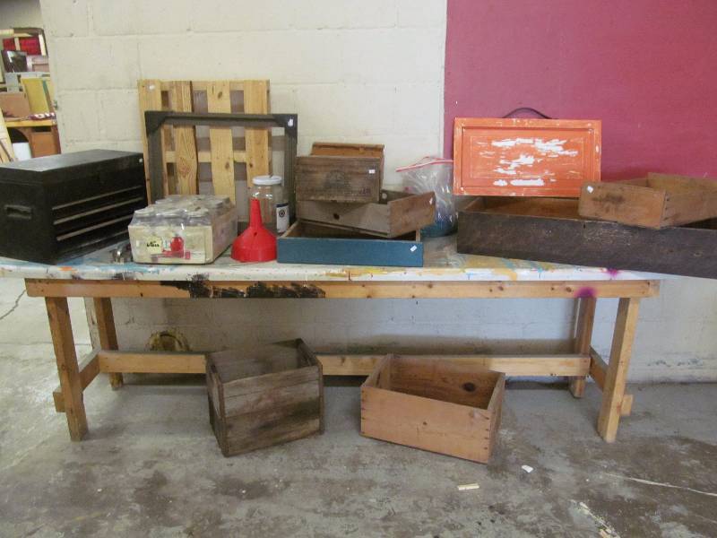 lot 272 image: Table