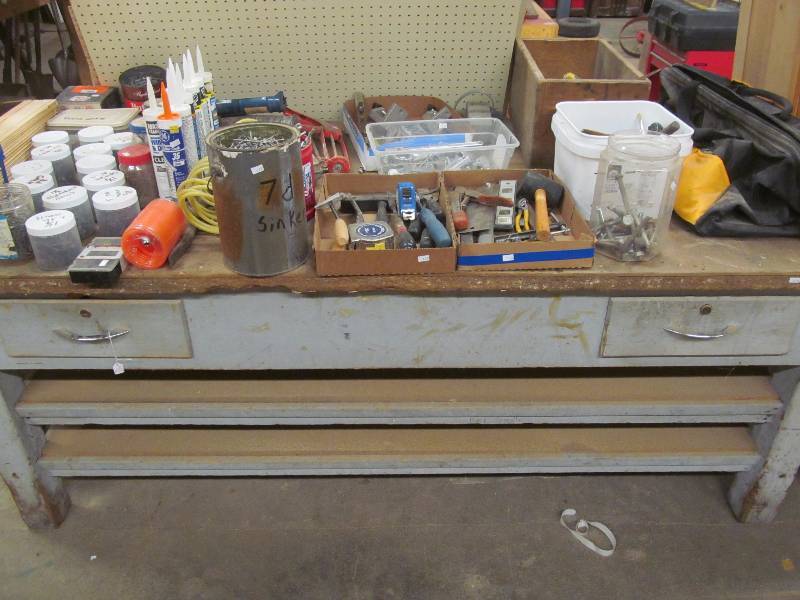 lot 282 image: Work Bench
