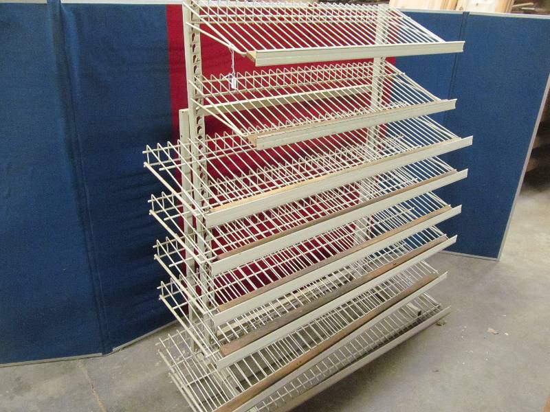 lot 287 image: Display rack