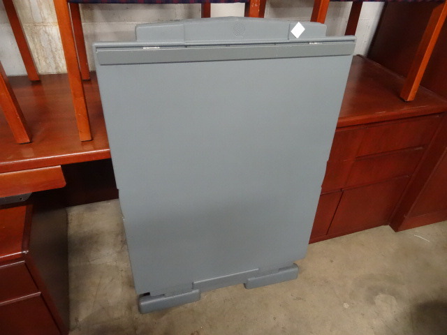 Easel