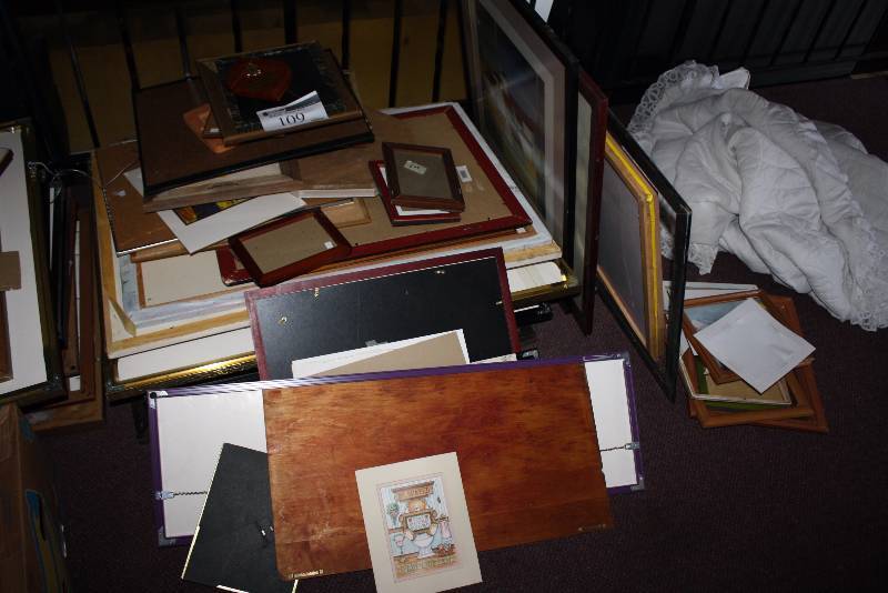 lot 109 image: Picture Frame Lot Including Misellaneous Wood Style Frames.