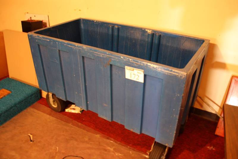 lot 172 image: Plastic Recycling Bin wWheels Blue 30 x 60 x 38.