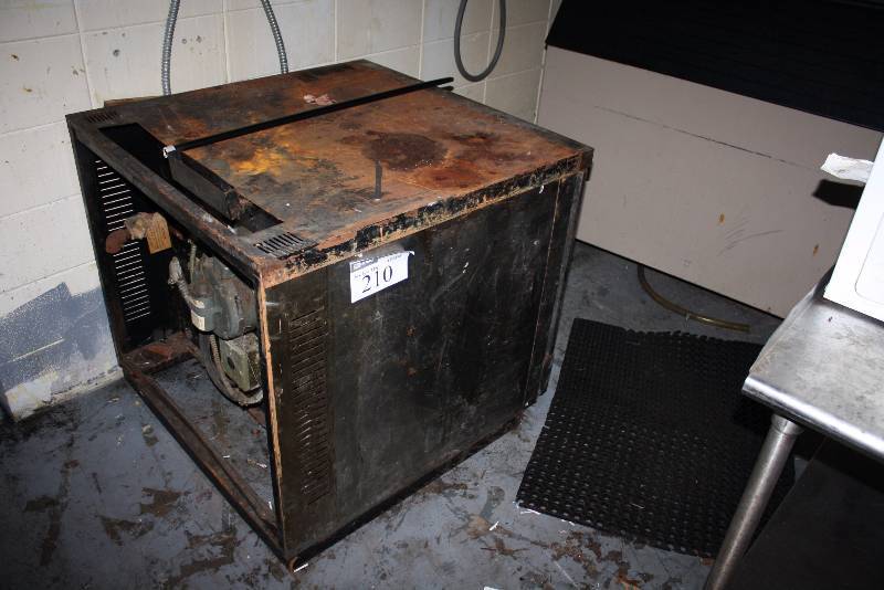 lot 210 image: Commercial Oven Gas Stainless Steel 36 x 37 x 33.5.