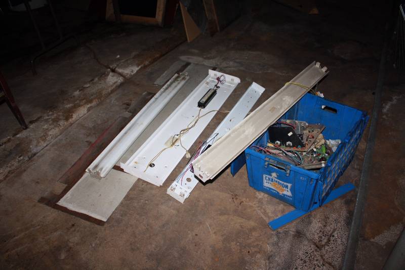 lot 220 image: Electrical Lot Including Miscellaneous Electronics Ballasts Lighting Units And More.