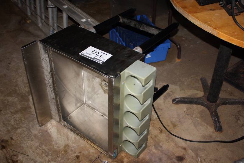 lot 230 image: Supremetal Stainless Steel Sink wCupholders & Short Back Splash 21 x 23 x 33.5.