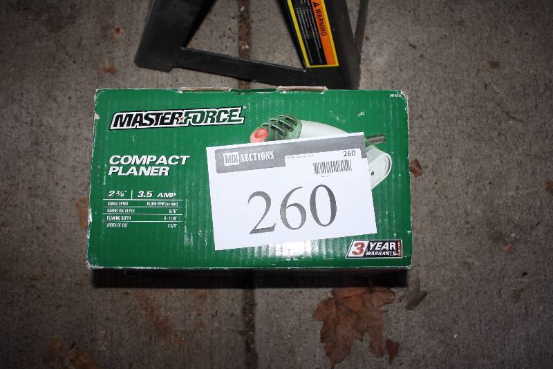 lot 260 image: Master Force Compact Planer 3.5A 120V-60Hz 16000 RPM Includes Case.
