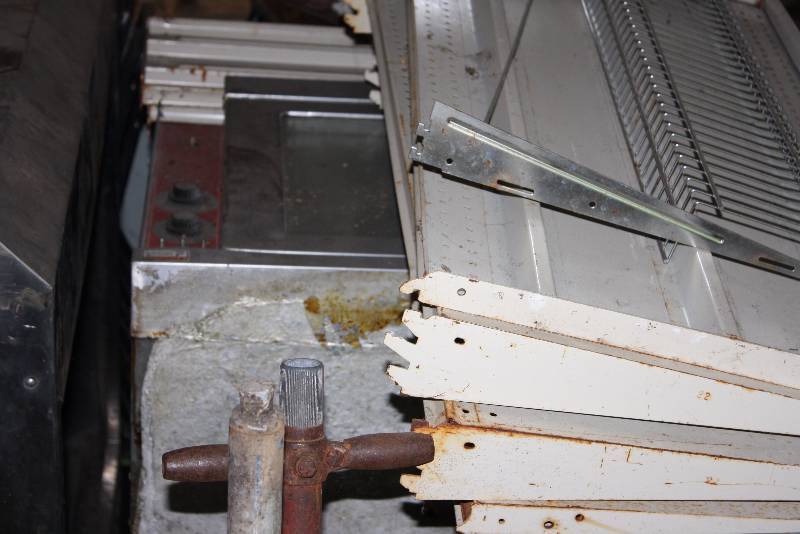 lot 282 image: Commercial Vulcan Restaurant Equipment Item Does Not Include Shelving.