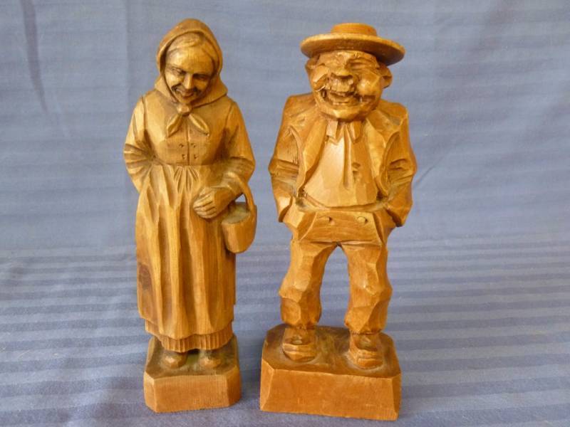 lot 80 image: Hand Carved Figurines