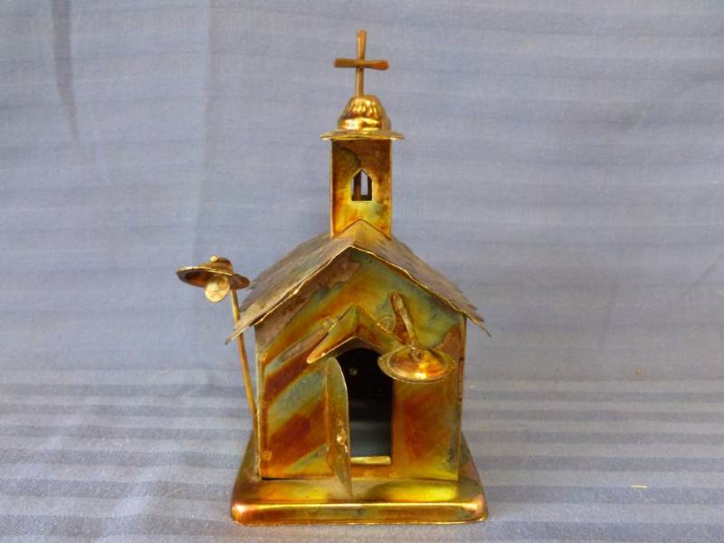 lot 81 image: Cut Metal Music Church