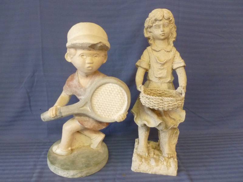lot 154 image: Outdoor Decorations