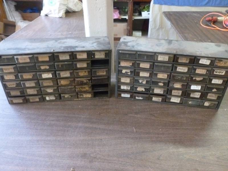 lot 170 image: Organizer