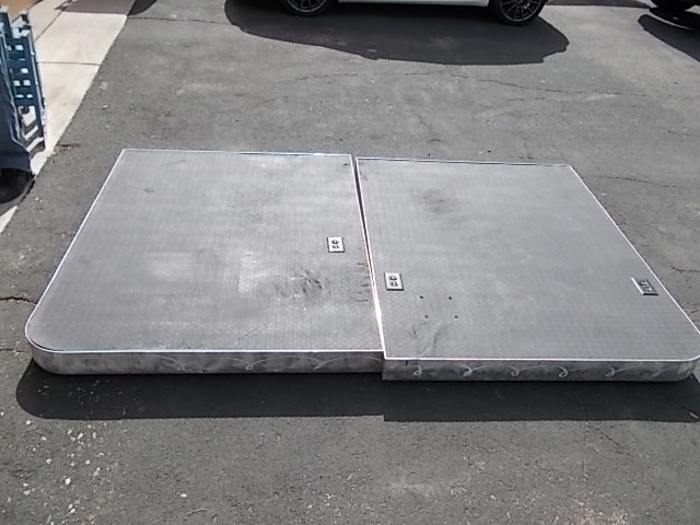 lot 1 image: 2-Piece PlatformStage