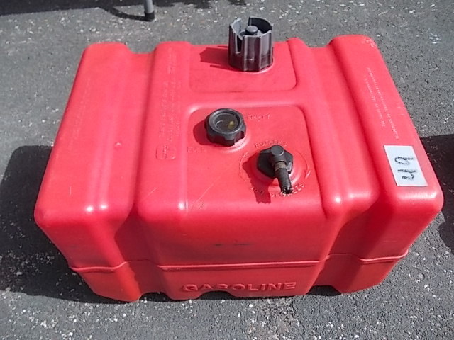 lot 49 image: Gas Can