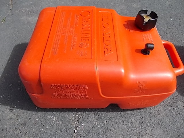 lot 52 image: Gas Can