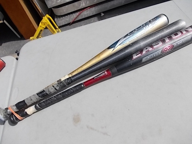 lot 56 image: Baseball Bats