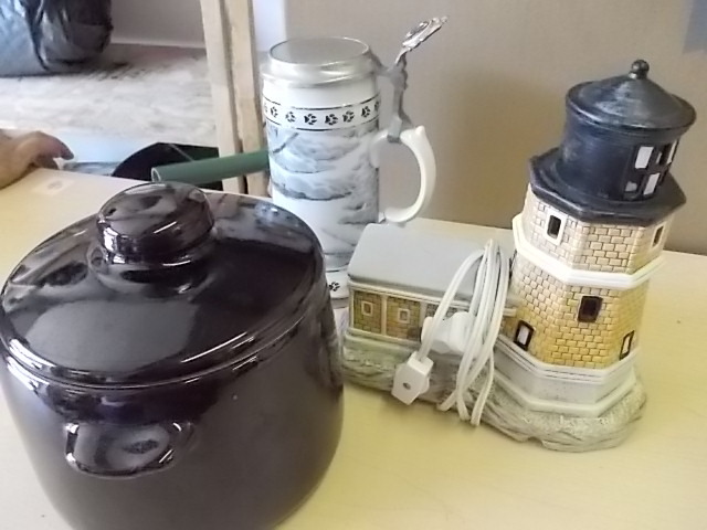 lot 88 image: Bean Pot, Stein & Light House Lamp