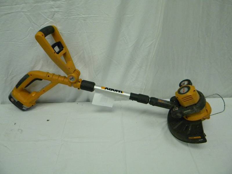 lot 10 image: Worx Power Trimmer