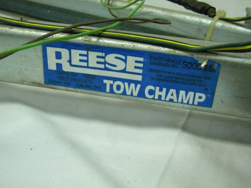lot 28 image: Reese Tow Champ