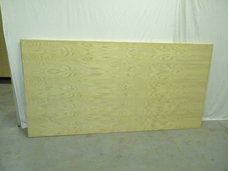 lot 55 image: Oak Veneer Plywood