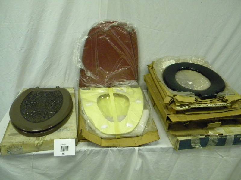 lot 90 image: Vintage Toilet Seats