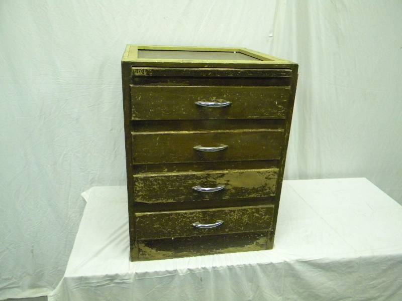 lot 106 image: 4 Drawer Cabinet