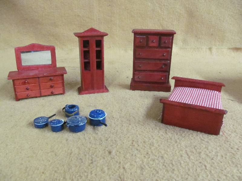 Doll House Furniture