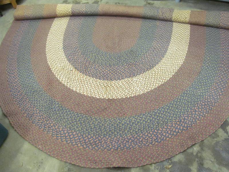 Area rug