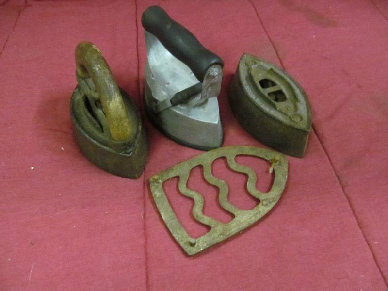 Sad irons